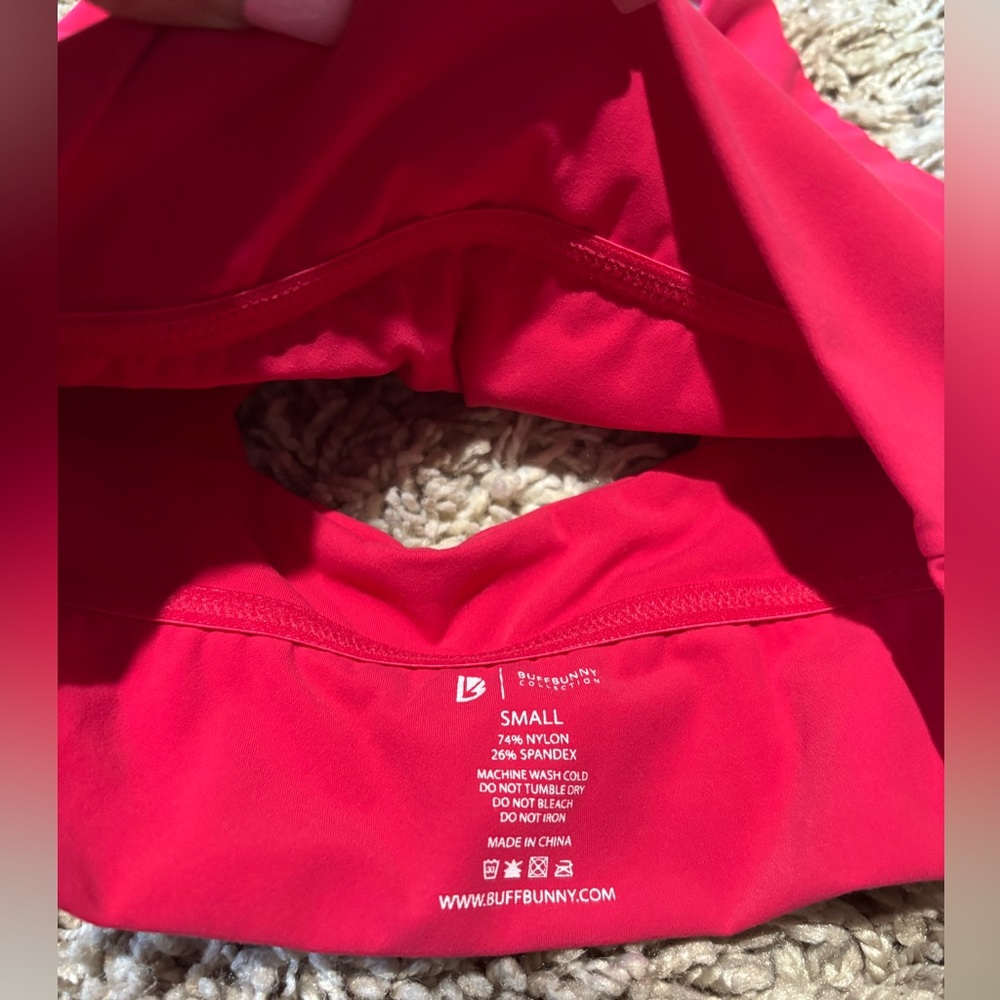 Buff Bunny Rosa Sports Bra - Picture 3 of 3